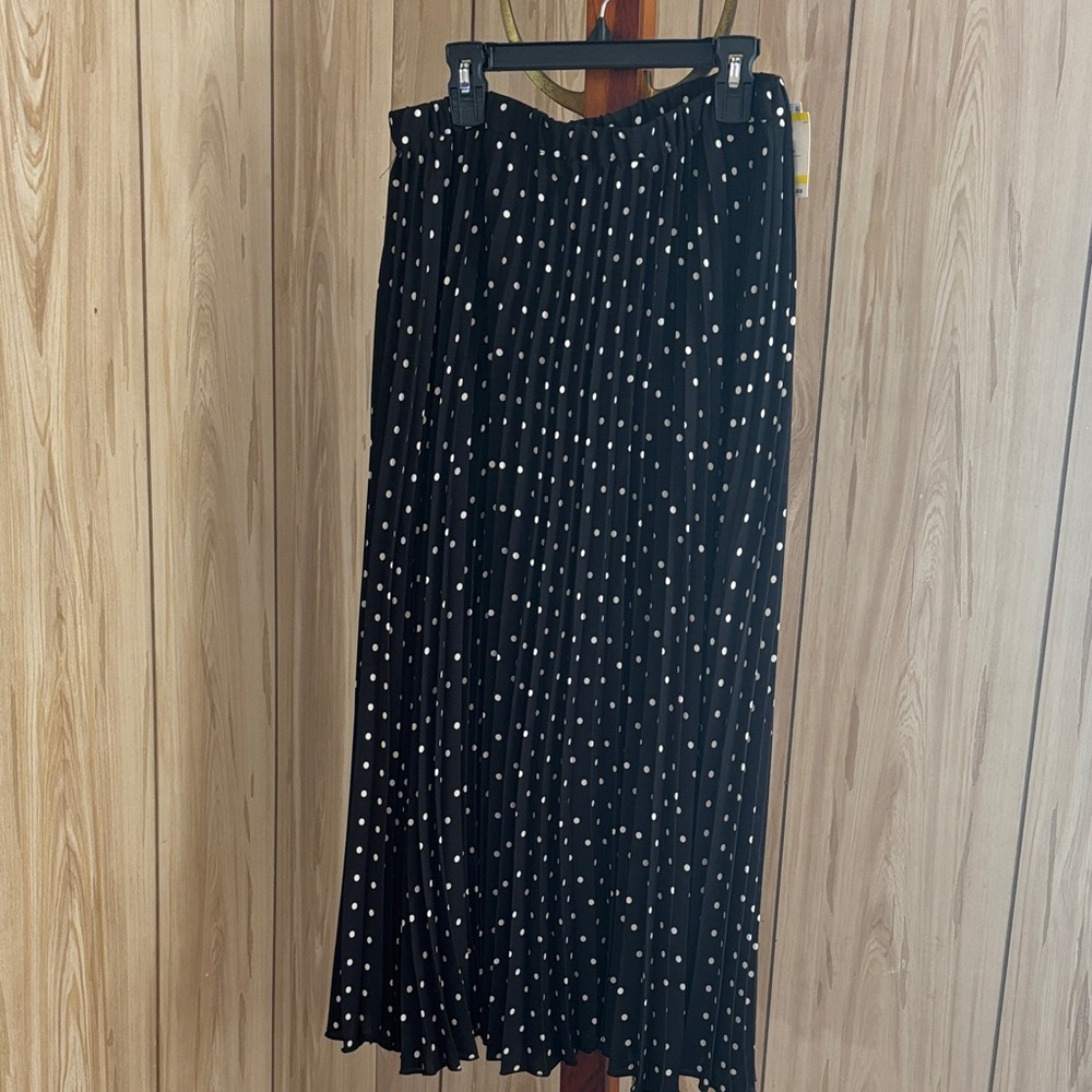 Anne Klein Black and White Polka Dot Maxi Skirt NWT price reduced!